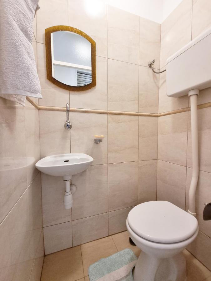 Apartment Rijeka With Sea View Bagian luar foto